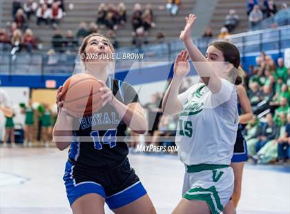 Thumbnail 1 in Hamilton Southeastern vs. Valparaiso (IHSAA 4A Frankfort Semi-State) photogallery.