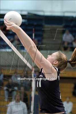 Thumbnail 2 in St. Francis vs. Casa Roble (Div. 3 semifinal) photogallery.