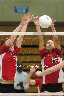Thumbnail 3 in St. Francis vs. Casa Roble (Div. 3 semifinal) photogallery.