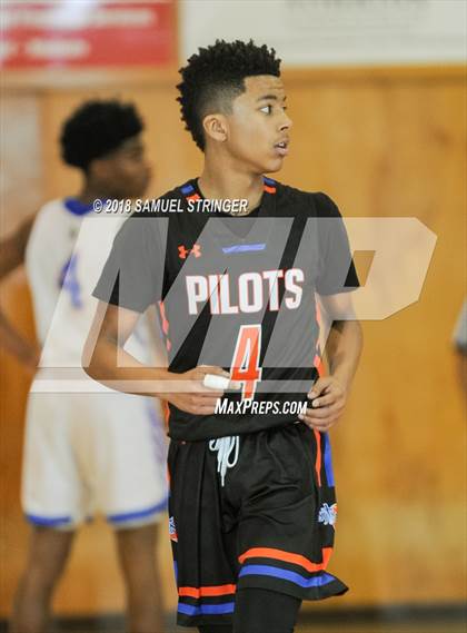 Thumbnail 3 in San Leandro vs. St. Joseph Notre Dame (Modesto Christian Holiday Hoops Classic) photogallery.