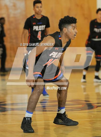 Thumbnail 3 in San Leandro vs. St. Joseph Notre Dame (Modesto Christian Holiday Hoops Classic) photogallery.