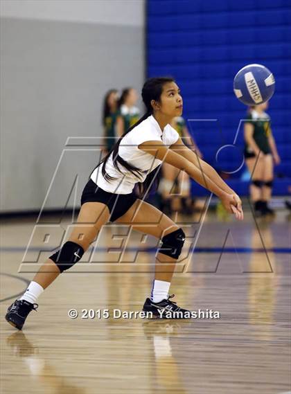 Thumbnail 2 in Mountain House vs. Hilmar photogallery.
