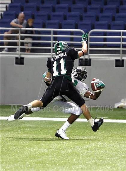 Thumbnail 2 in Brenham vs. Mayde Creek (Texas Football Classic) photogallery.