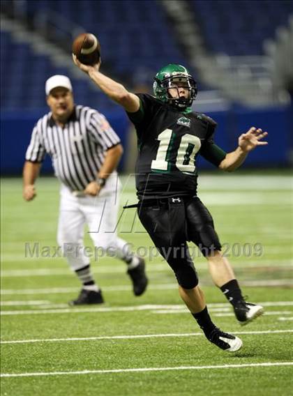 Thumbnail 2 in Brenham vs. Mayde Creek (Texas Football Classic) photogallery.