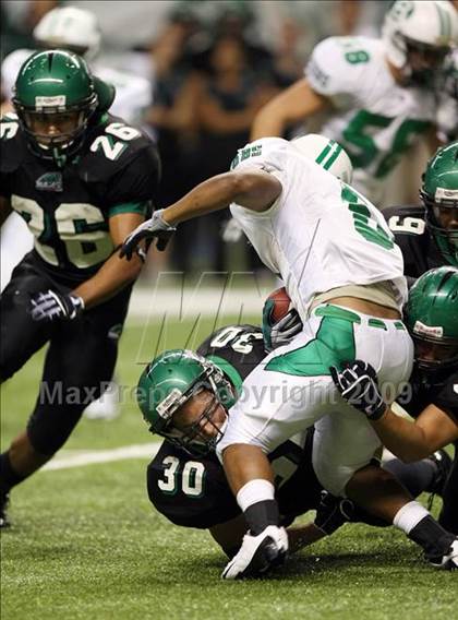 Thumbnail 2 in Brenham vs. Mayde Creek (Texas Football Classic) photogallery.