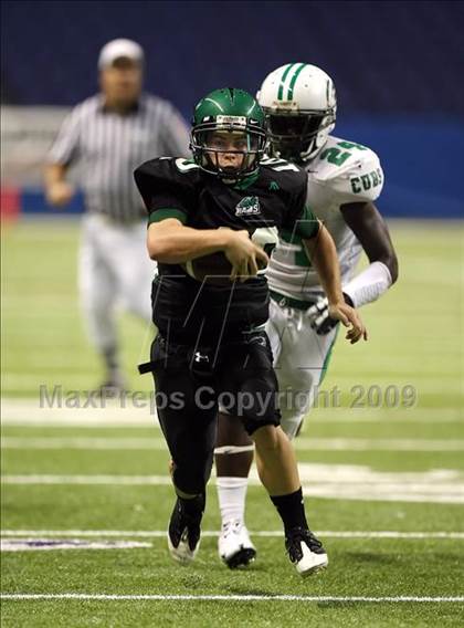 Thumbnail 2 in Brenham vs. Mayde Creek (Texas Football Classic) photogallery.