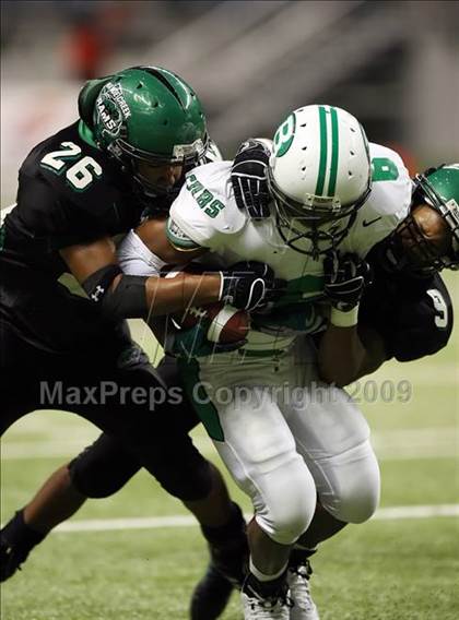 Thumbnail 2 in Brenham vs. Mayde Creek (Texas Football Classic) photogallery.