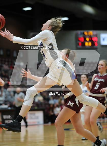 Thumbnail 2 in Morgan vs. Carbon (UHSAA 3A Semifinal) photogallery.