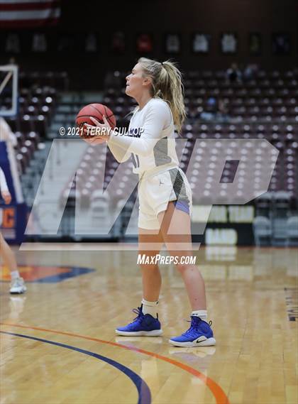 Thumbnail 2 in Morgan vs. Carbon (UHSAA 3A Semifinal) photogallery.