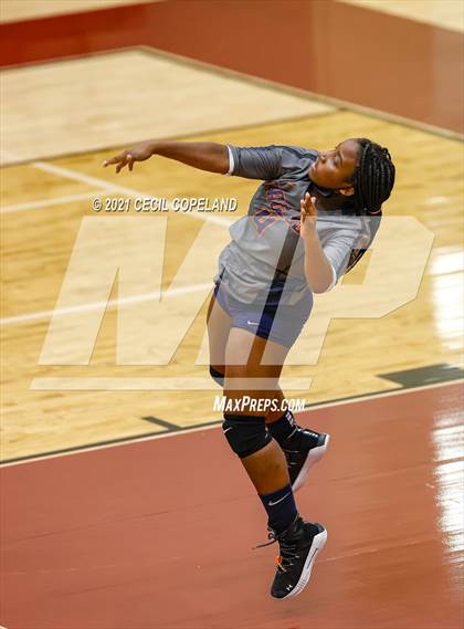 Thumbnail 2 in South Cobb @ Lassiter photogallery.