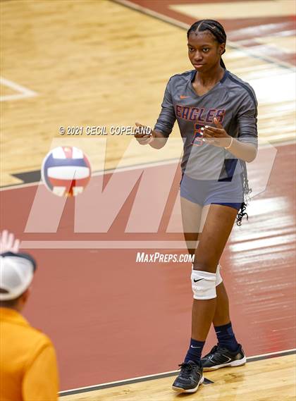 Thumbnail 3 in South Cobb @ Lassiter photogallery.