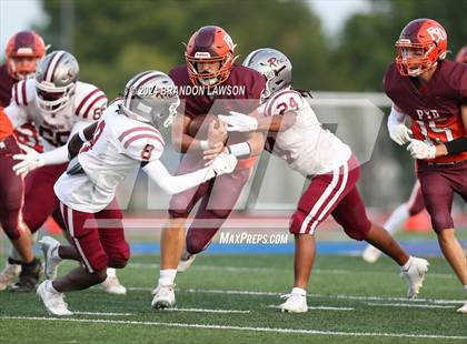 Thumbnail 2 in Newark/Marion @ Penn Yan Academy/Dundee photogallery.