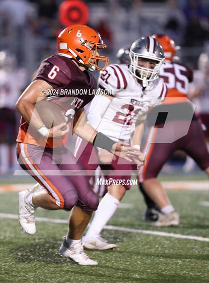 Thumbnail 2 in Newark/Marion @ Penn Yan Academy/Dundee photogallery.
