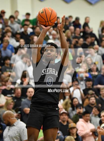 Thumbnail 2 in Sierra Canyon vs. Jesuit (Les Schwab Invitational) photogallery.
