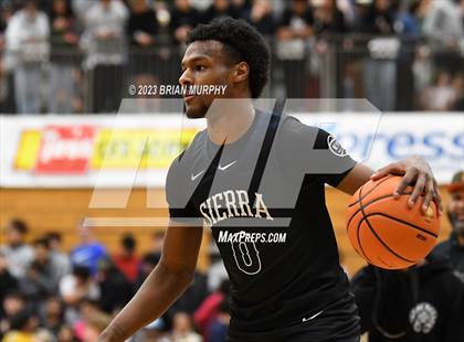 Thumbnail 2 in Sierra Canyon vs. Jesuit (Les Schwab Invitational) photogallery.