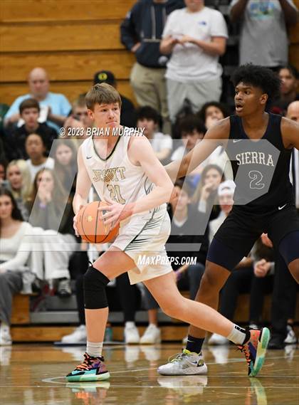 Thumbnail 1 in Sierra Canyon vs. Jesuit (Les Schwab Invitational) photogallery.