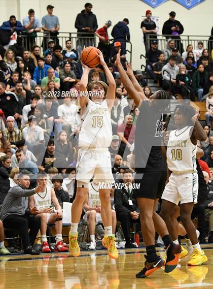 Thumbnail 3 in Sierra Canyon vs. Jesuit (Les Schwab Invitational) photogallery.