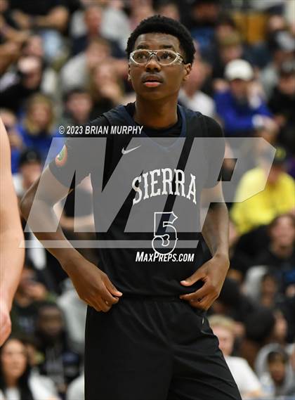 Thumbnail 1 in Sierra Canyon vs. Jesuit (Les Schwab Invitational) photogallery.