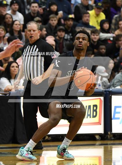 Thumbnail 3 in Sierra Canyon vs. Jesuit (Les Schwab Invitational) photogallery.