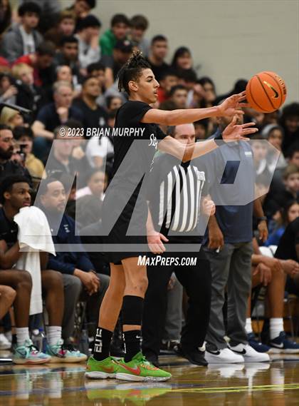 Thumbnail 1 in Sierra Canyon vs. Jesuit (Les Schwab Invitational) photogallery.