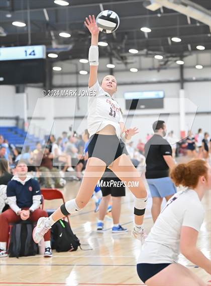 Thumbnail 3 in Notre Dame Prep vs. Centennial (Nike TOC Southwest) photogallery.