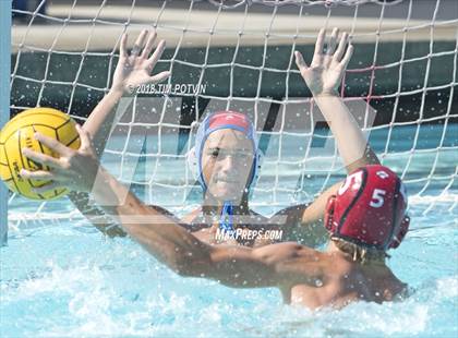 Thumbnail 3 in Elsinore vs Beaumont photogallery.