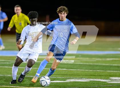 Thumbnail 3 in Oakton @ Yorktown photogallery.
