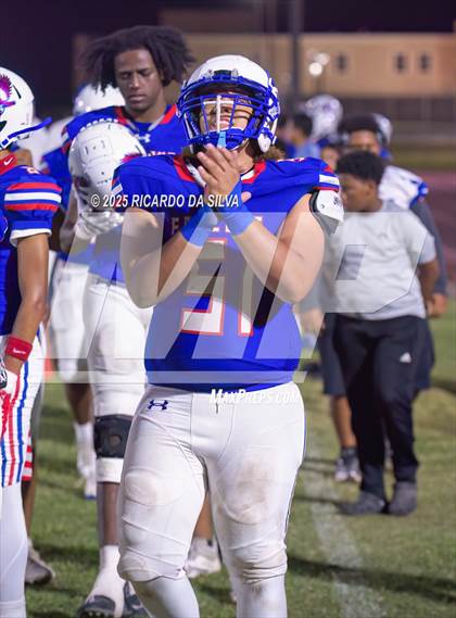 Thumbnail 3 in Columbia @ Royal photogallery.