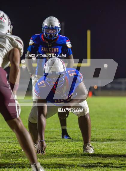 Thumbnail 3 in Columbia @ Royal photogallery.