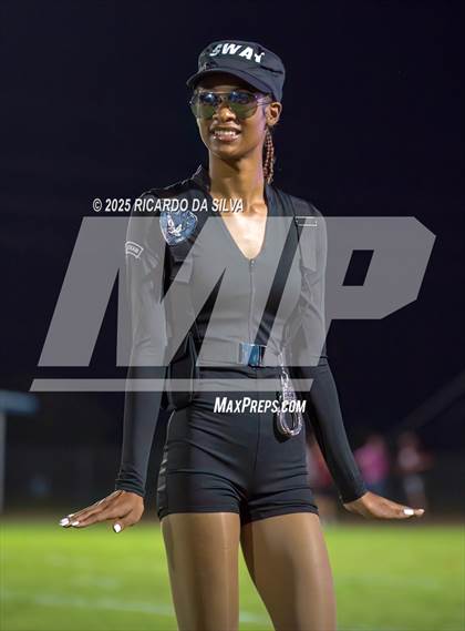 Thumbnail 1 in Columbia @ Royal photogallery.