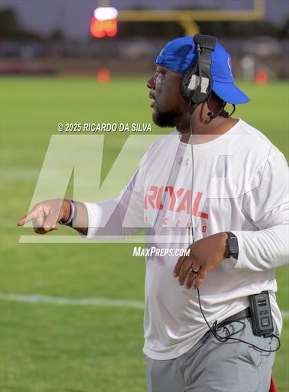 Thumbnail 3 in Columbia @ Royal photogallery.