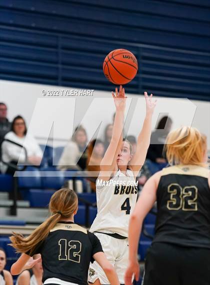 Thumbnail 1 in Lebanon @ Tri-West Hendricks photogallery.