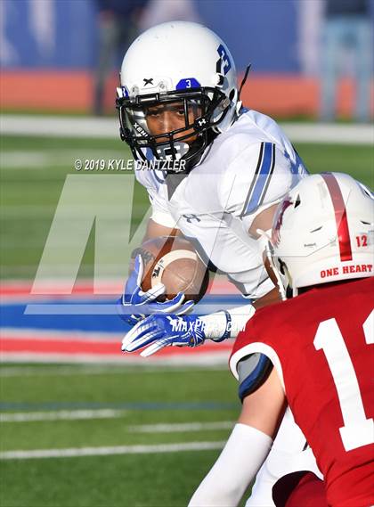 Thumbnail 3 in Grapevine Faith Christian vs. Trinity Christian (TAPPS Division 2 Semifinal) photogallery.