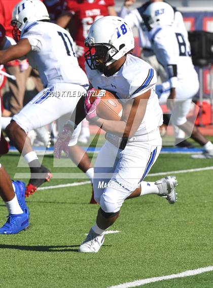 Thumbnail 3 in Grapevine Faith Christian vs. Trinity Christian (TAPPS Division 2 Semifinal) photogallery.