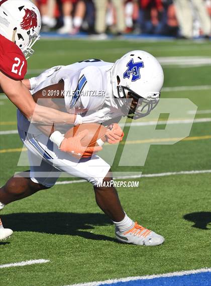 Thumbnail 3 in Grapevine Faith Christian vs. Trinity Christian (TAPPS Division 2 Semifinal) photogallery.