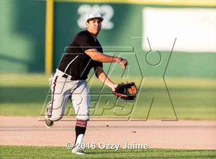 Thumbnail 1 in Reagan [Ronald] vs Churchill photogallery.