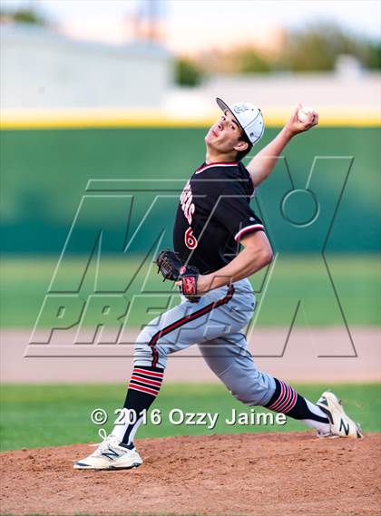 Thumbnail 3 in Reagan [Ronald] vs Churchill photogallery.