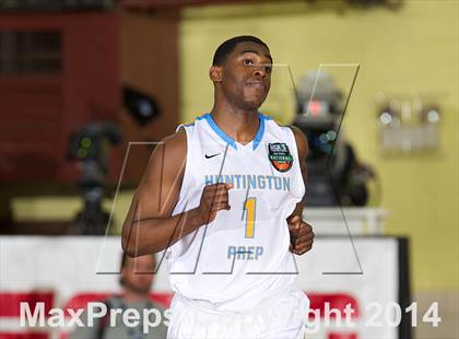 Thumbnail 1 in La Lumiere vs. Huntington St. Joseph Prep (Dick's Sporting Goods National Tournament) photogallery.