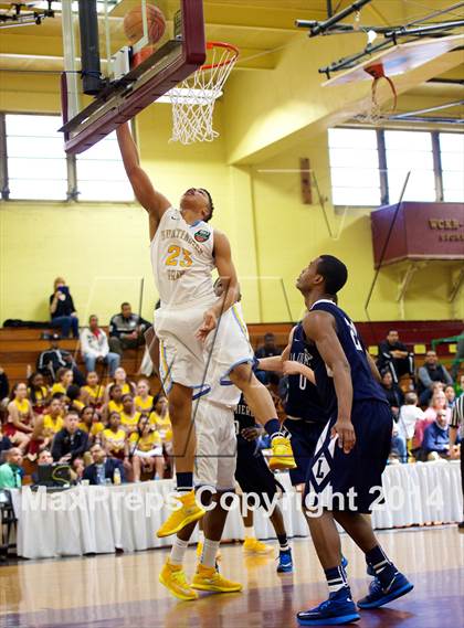 Thumbnail 3 in La Lumiere vs. Huntington St. Joseph Prep (Dick's Sporting Goods National Tournament) photogallery.