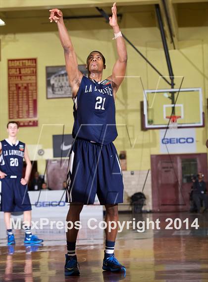Thumbnail 2 in La Lumiere vs. Huntington St. Joseph Prep (Dick's Sporting Goods National Tournament) photogallery.
