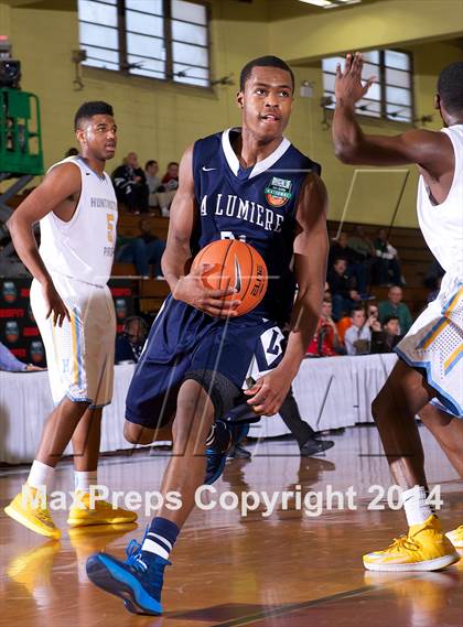 Thumbnail 2 in La Lumiere vs. Huntington St. Joseph Prep (Dick's Sporting Goods National Tournament) photogallery.