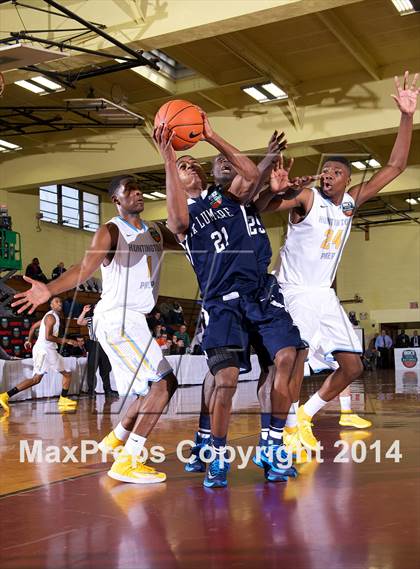 Thumbnail 3 in La Lumiere vs. Huntington St. Joseph Prep (Dick's Sporting Goods National Tournament) photogallery.