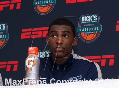 Thumbnail 3 in La Lumiere vs. Huntington St. Joseph Prep (Dick's Sporting Goods National Tournament) photogallery.