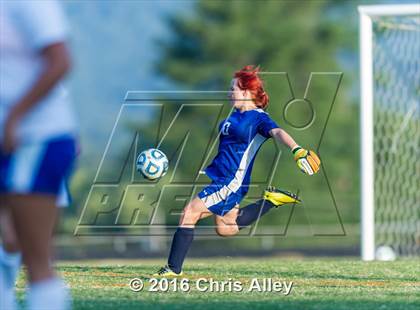 Thumbnail 2 in Dobyns-Bennett @ Volunteer photogallery.