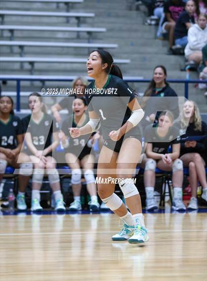 Thumbnail 1 in Plano West vs. Arlington (UIL 6A D2 Area Playoff) photogallery.