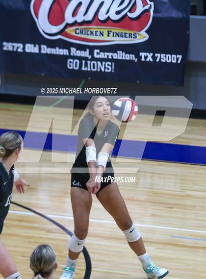 Thumbnail 2 in Plano West vs. Arlington (UIL 6A D2 Area Playoff) photogallery.