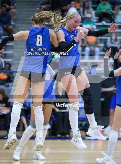 Thumbnail 3 in Plano West vs. Arlington (UIL 6A D2 Area Playoff) photogallery.