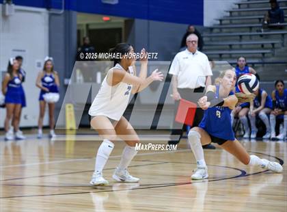 Thumbnail 2 in Plano West vs. Arlington (UIL 6A D2 Area Playoff) photogallery.