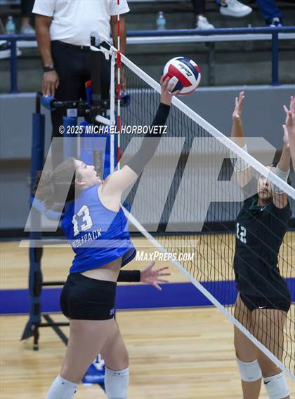 Thumbnail 2 in Plano West vs. Arlington (UIL 6A D2 Area Playoff) photogallery.