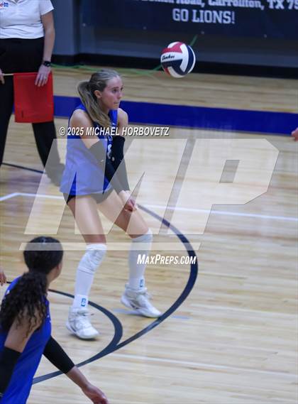 Thumbnail 1 in Plano West vs. Arlington (UIL 6A D2 Area Playoff) photogallery.